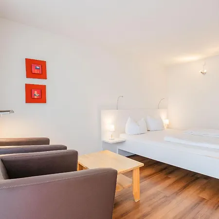 Ferienwohnpark Ein-zimmer-apartment 49 17 Apartment Immenstaad am Bodensee